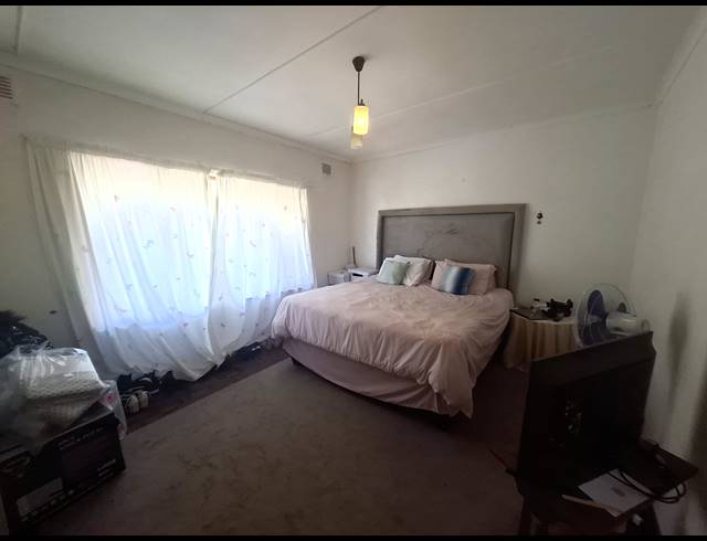 2 BEDROOM APARTMENT FOR SALE IN MANABA BEACH